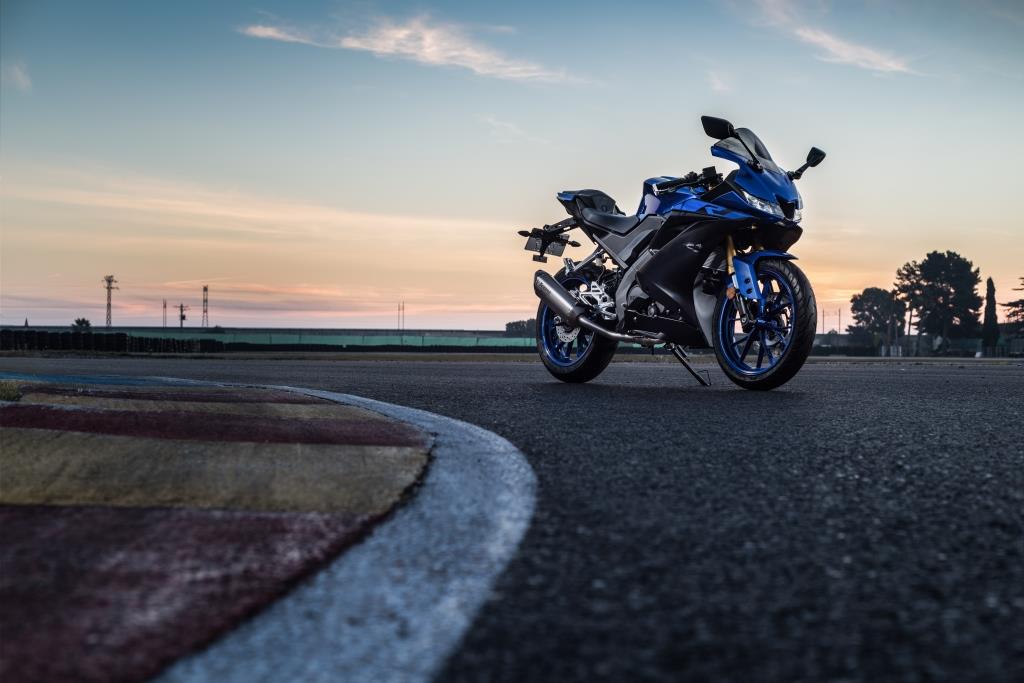 First Ride: 2019 Yamaha YZF R125