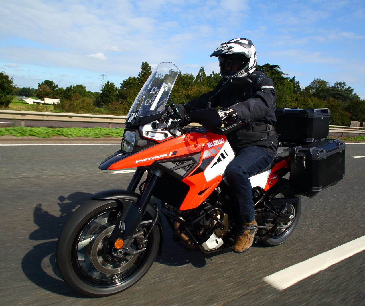 v strom 1050 xt off road