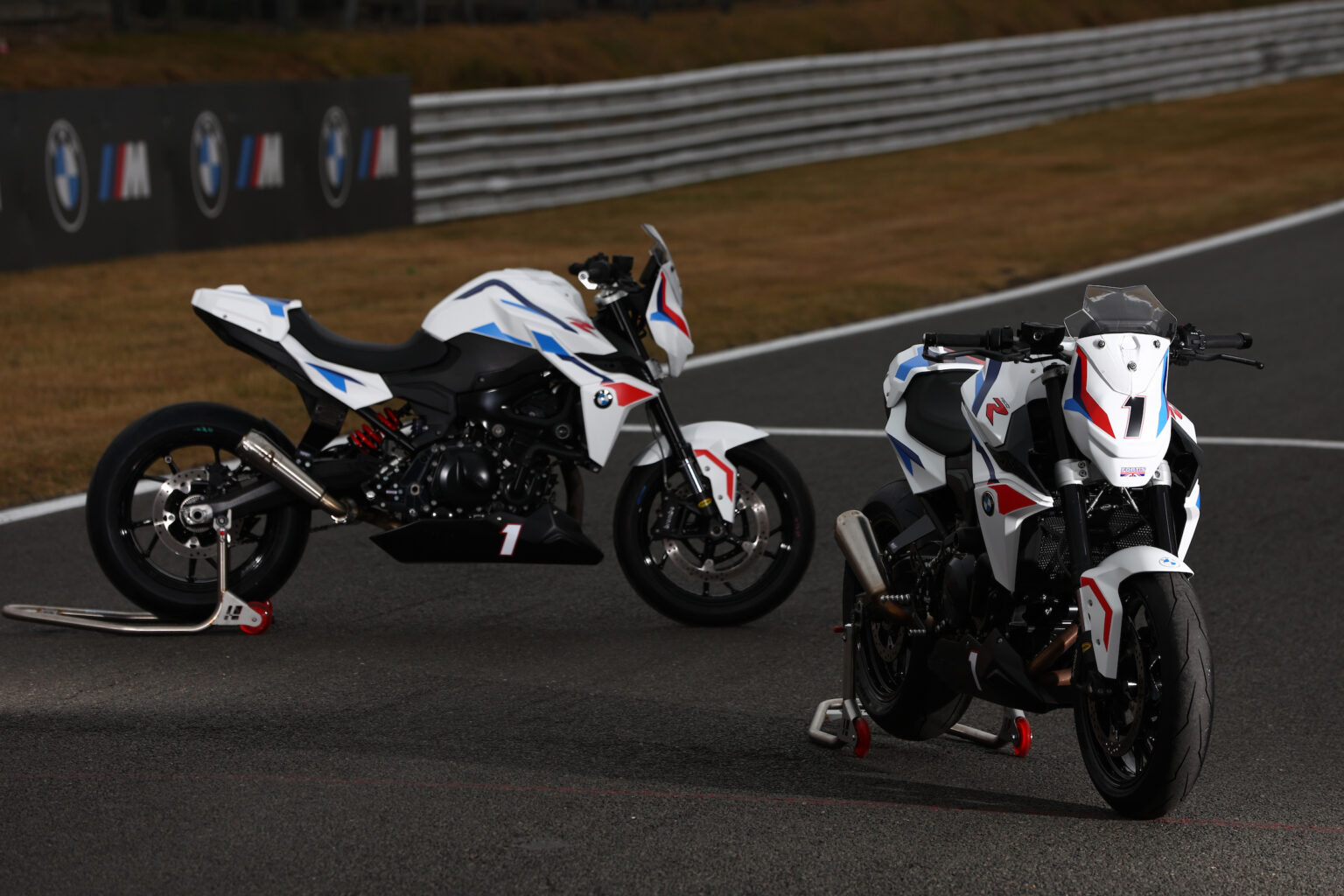 BMW Motorrad UK Launch New F 900 R Cup Race Series | Devitt