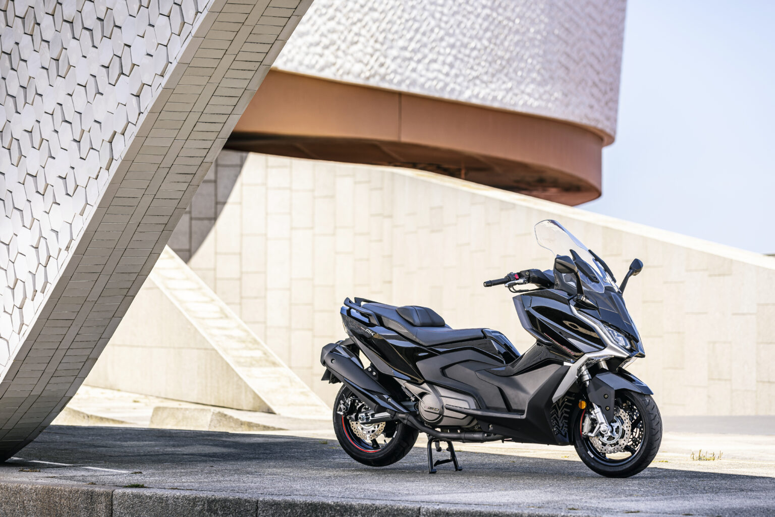 First Ride: 2023 Kymco AK550 Premium | Devitt Insurance