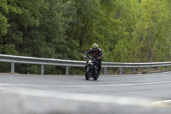 2025 Yamaha MT-09 Y-AMT