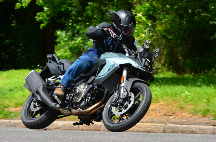 Suzuki V-Strom 800 RE