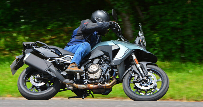 Suzuki V-Strom 800 RE