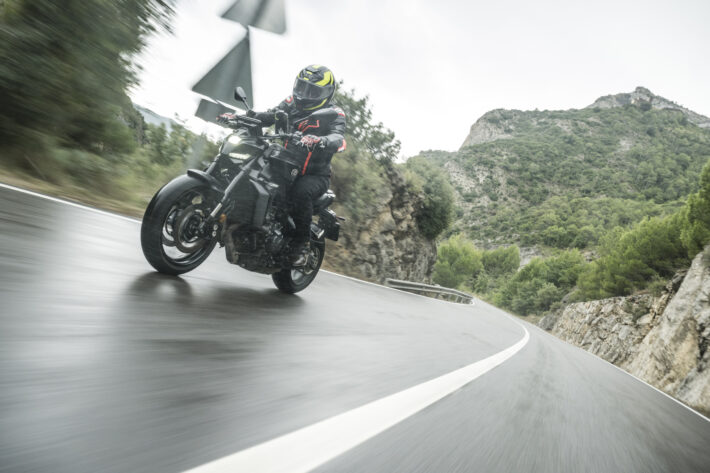 2025 Yamaha MT-09 Y-AMT