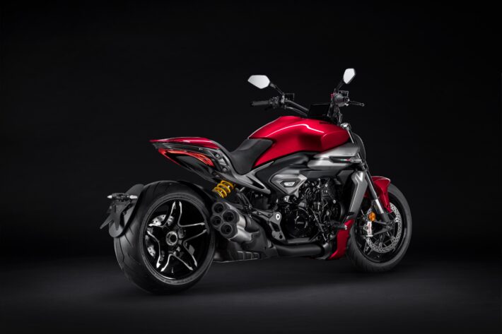 2025 Ducati XDiavel V4