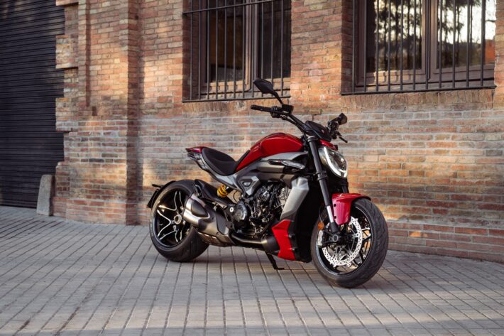 2025 Ducati XDiavel V4